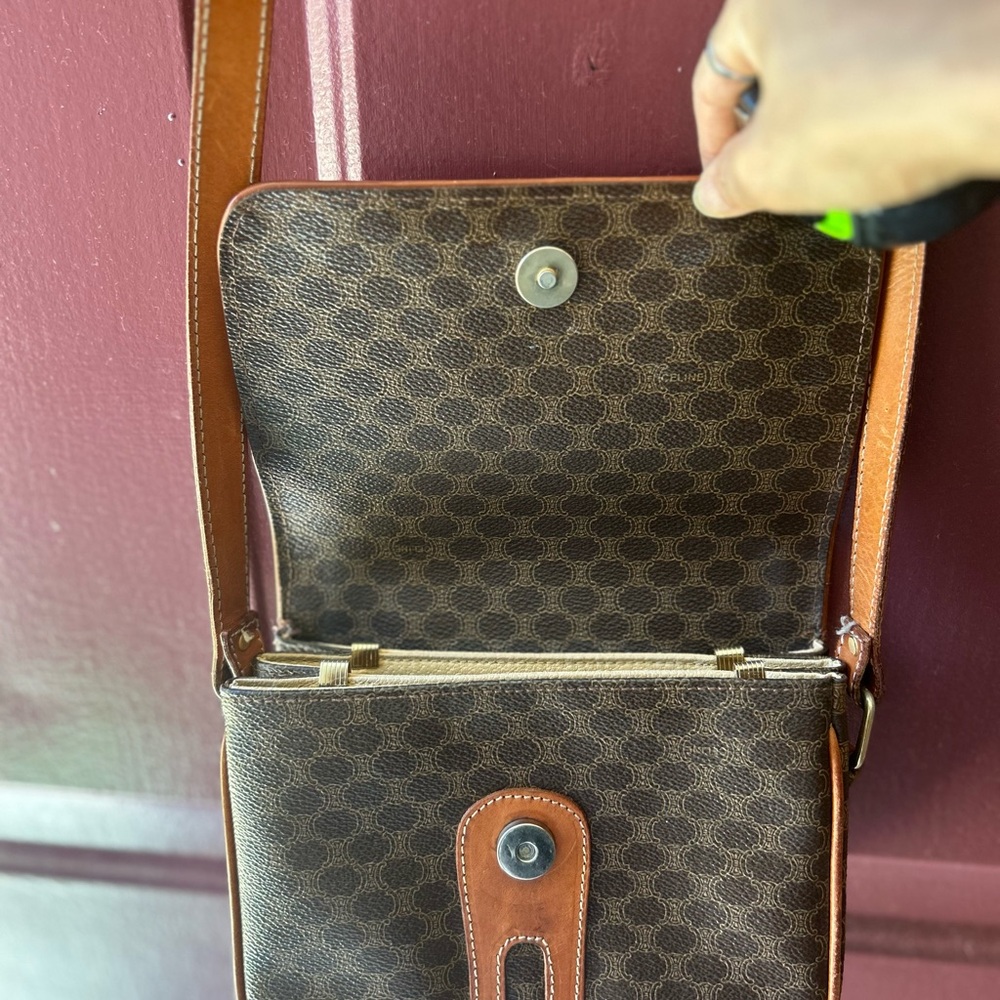 Celine Brown Patterned crossed body - Picture 2 of 16